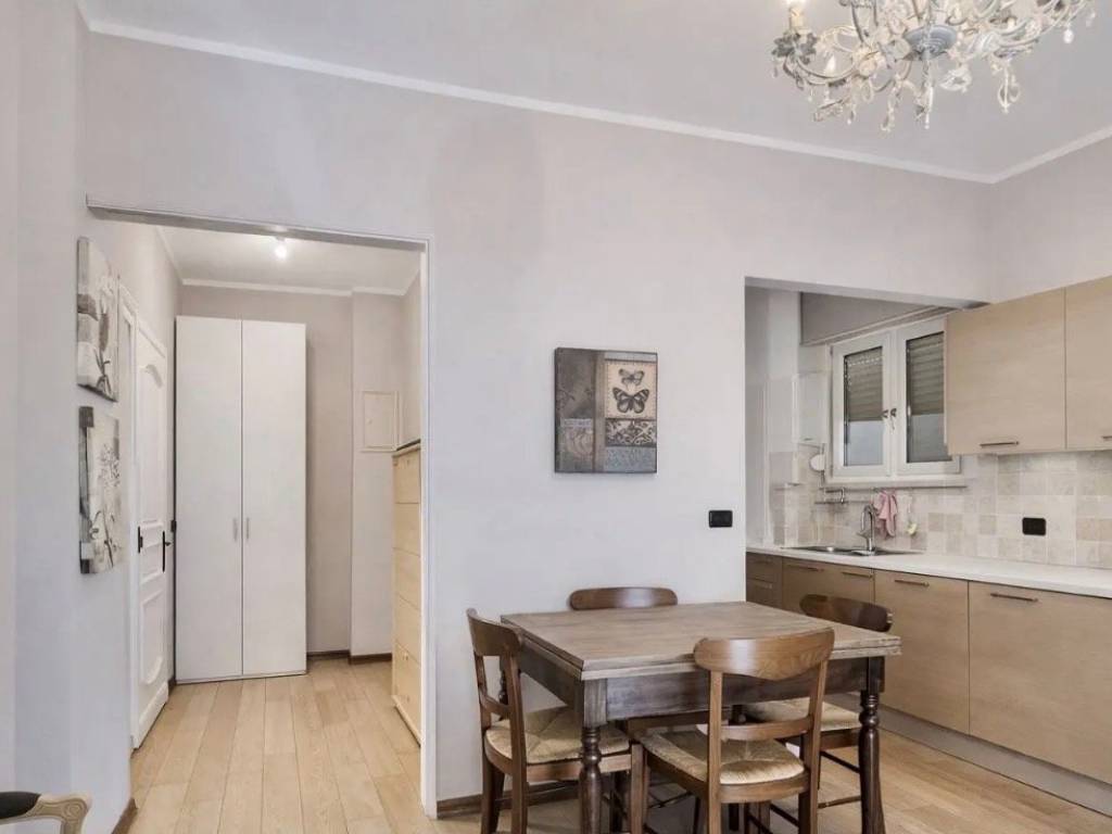 appartamento in vendita a Milano in zona Solari