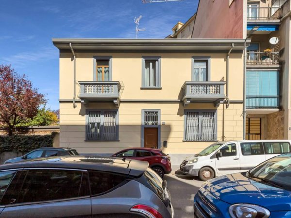 appartamento in vendita a Milano in zona Crescenzago