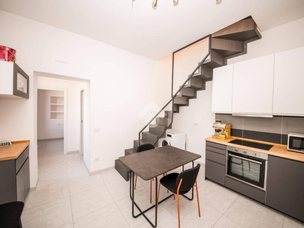 appartamento in vendita a Milano in zona Baggio