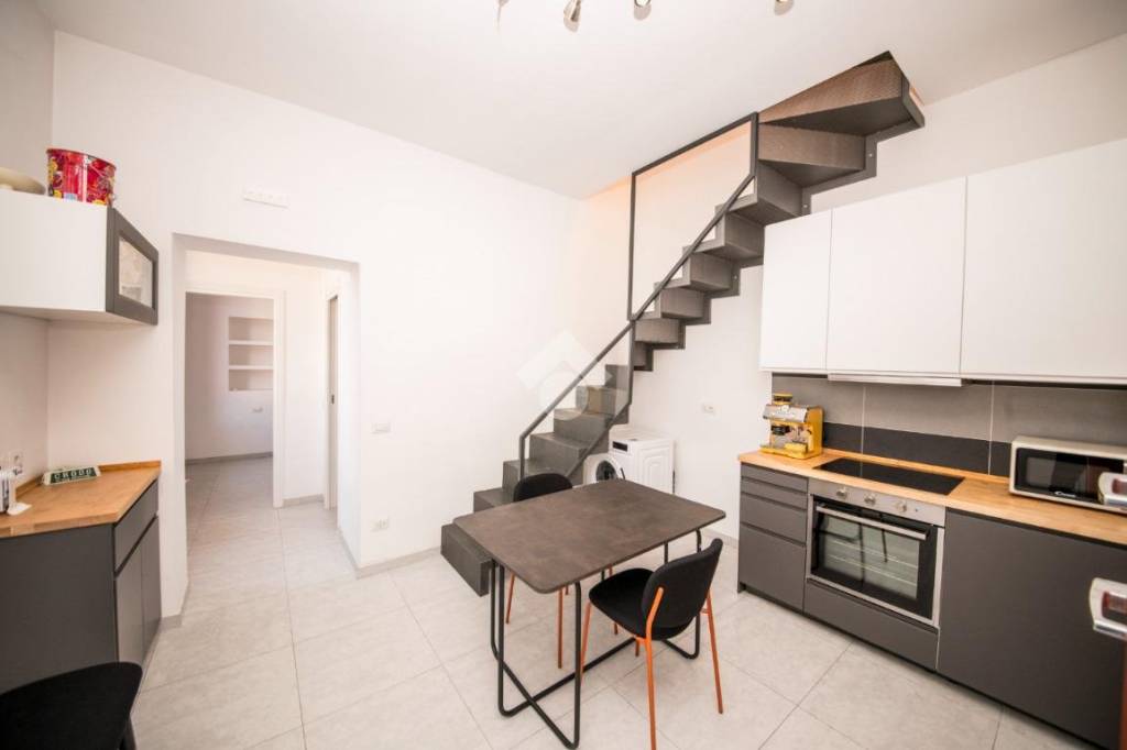 appartamento in vendita a Milano in zona Baggio