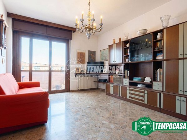 appartamento in vendita a Milano in zona QT8