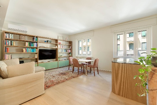 appartamento in vendita a Milano in zona Isola