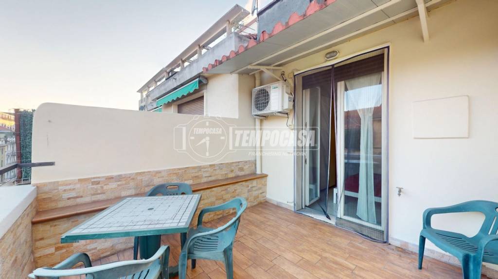 appartamento in vendita a Milano in zona Loreto