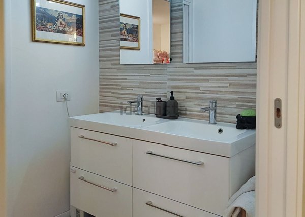 appartamento in vendita a Milano in zona Ronchetto sul Naviglio