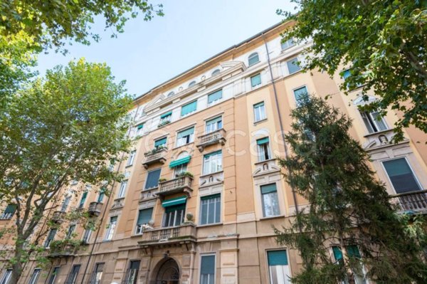 appartamento in vendita a Milano in zona Piazzale Lodi