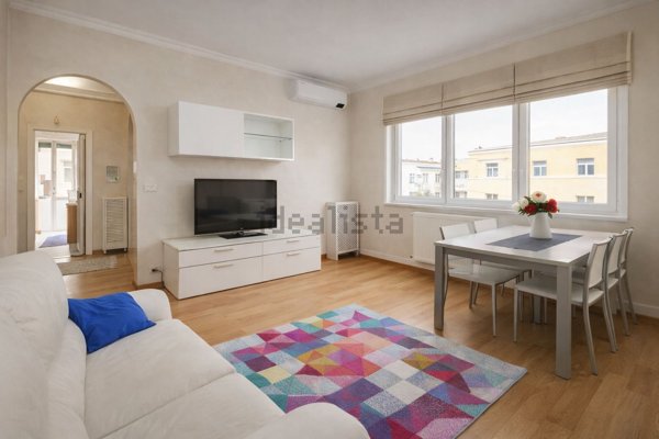 appartamento in vendita a Milano in zona Isola