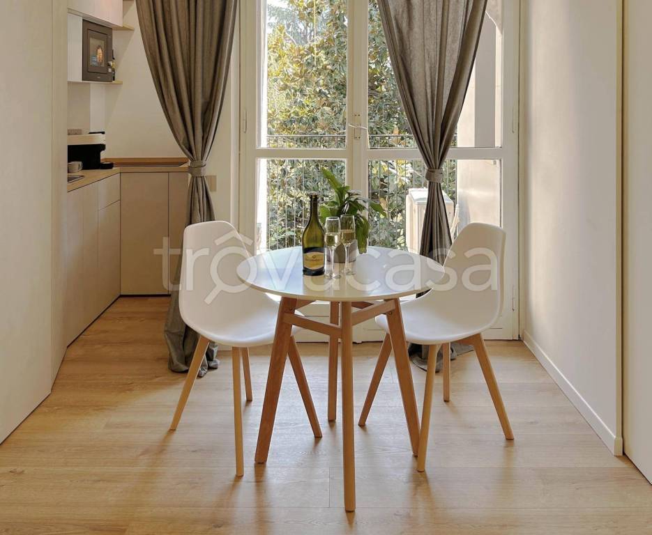 appartamento in vendita a Milano in zona Famagosta