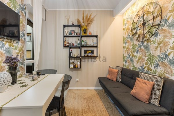 appartamento in vendita a Milano in zona Lorenteggio