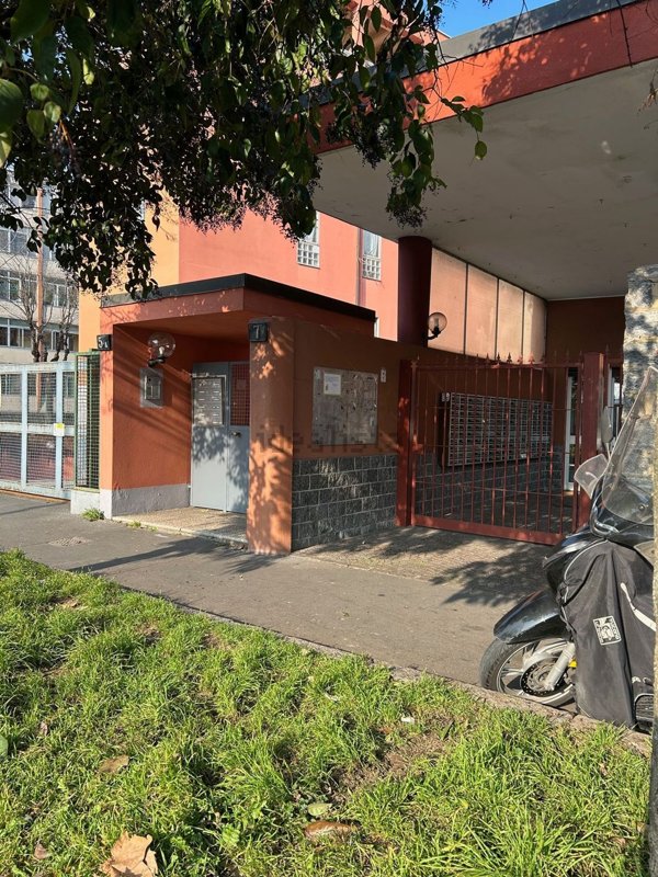 appartamento in vendita a Milano in zona Vialba