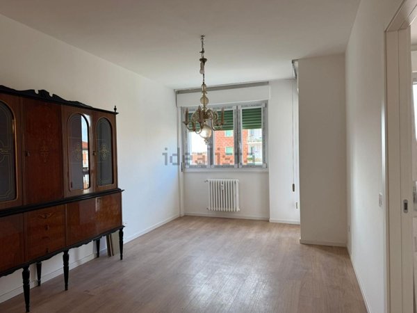 appartamento in vendita a Milano in zona Quarto Oggiaro