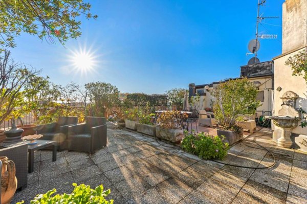 appartamento in vendita a Milano in zona Città Studi