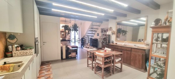 appartamento in vendita a Milano in zona Barona