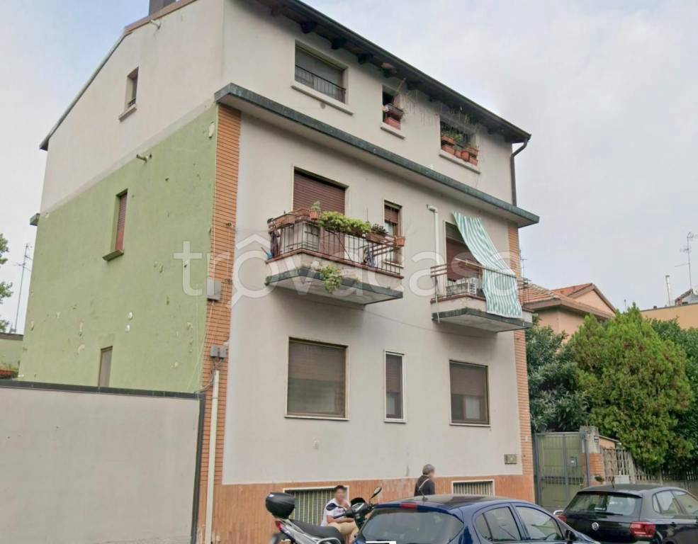 appartamento in vendita a Milano in zona Ponte Lambro