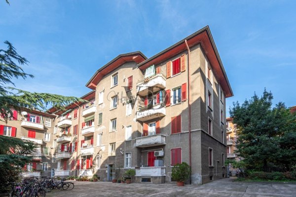 appartamento in vendita a Milano in zona Villapizzone