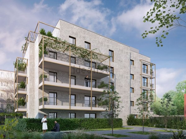 appartamento in vendita a Milano in zona Famagosta