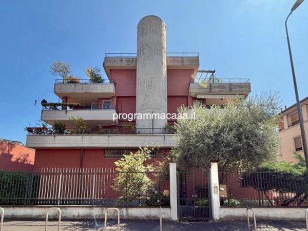 appartamento in vendita a Milano in zona Precotto