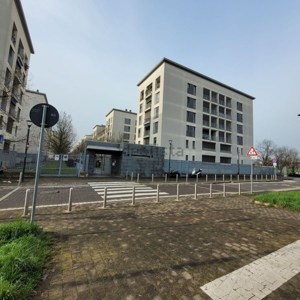 appartamento in vendita a Milano in zona Chiesa Rossa