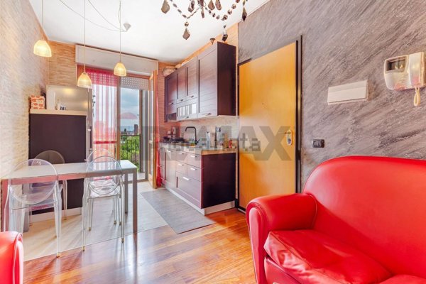 appartamento in vendita a Milano in zona Comasina