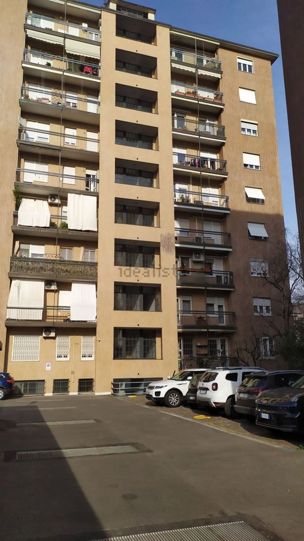 appartamento in vendita a Milano in zona Affori