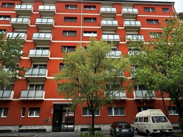 appartamento in vendita a Milano in zona Corvetto