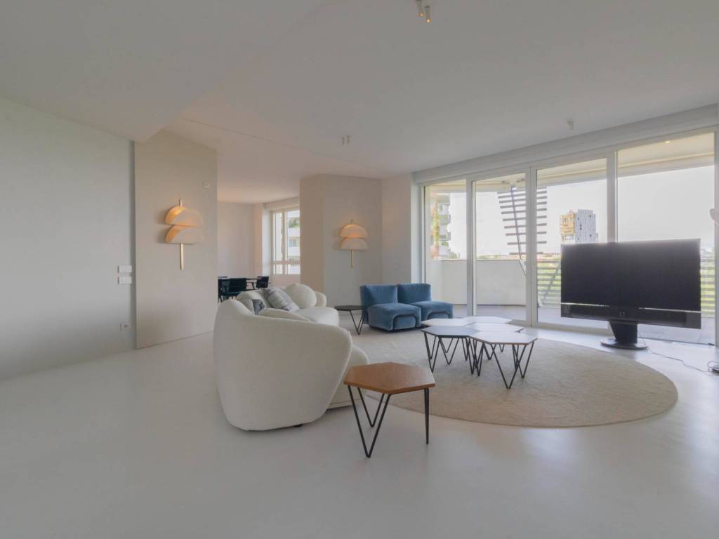 appartamento in vendita a Milano in zona Sempione