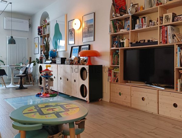 appartamento in vendita a Milano in zona Ronchetto sul Naviglio