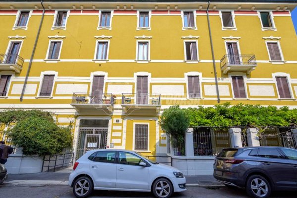 appartamento in vendita a Milano in zona Bocconi