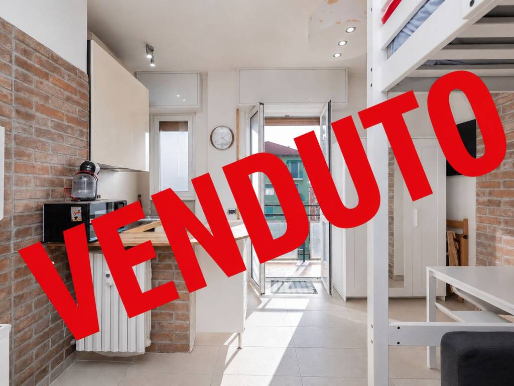 appartamento in vendita a Milano in zona Città Studi