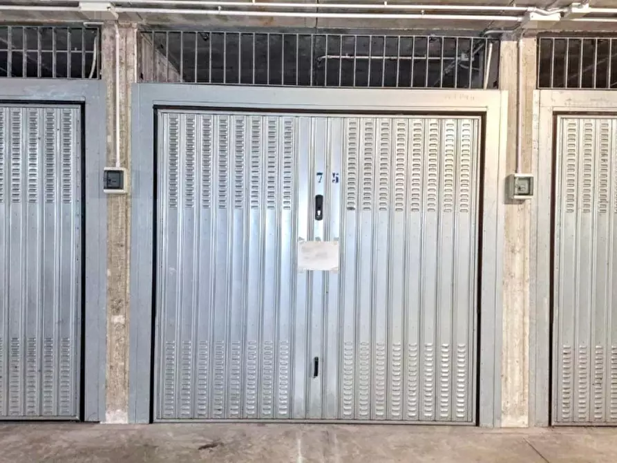 mansarda in vendita a Milano in zona Sant'Ambrogio