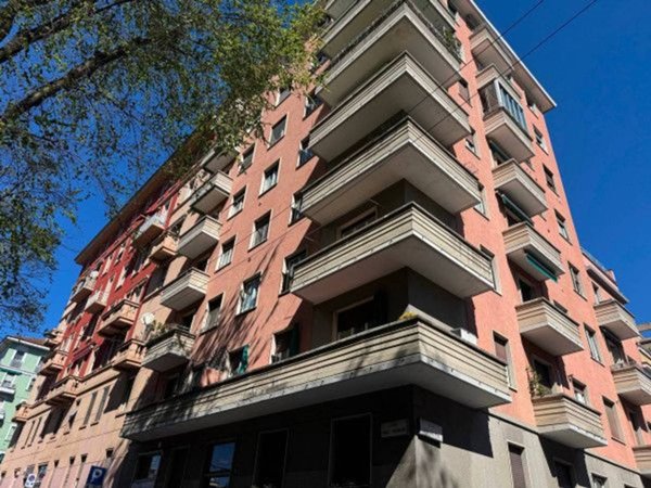 appartamento in vendita a Milano in zona Ghisolfa