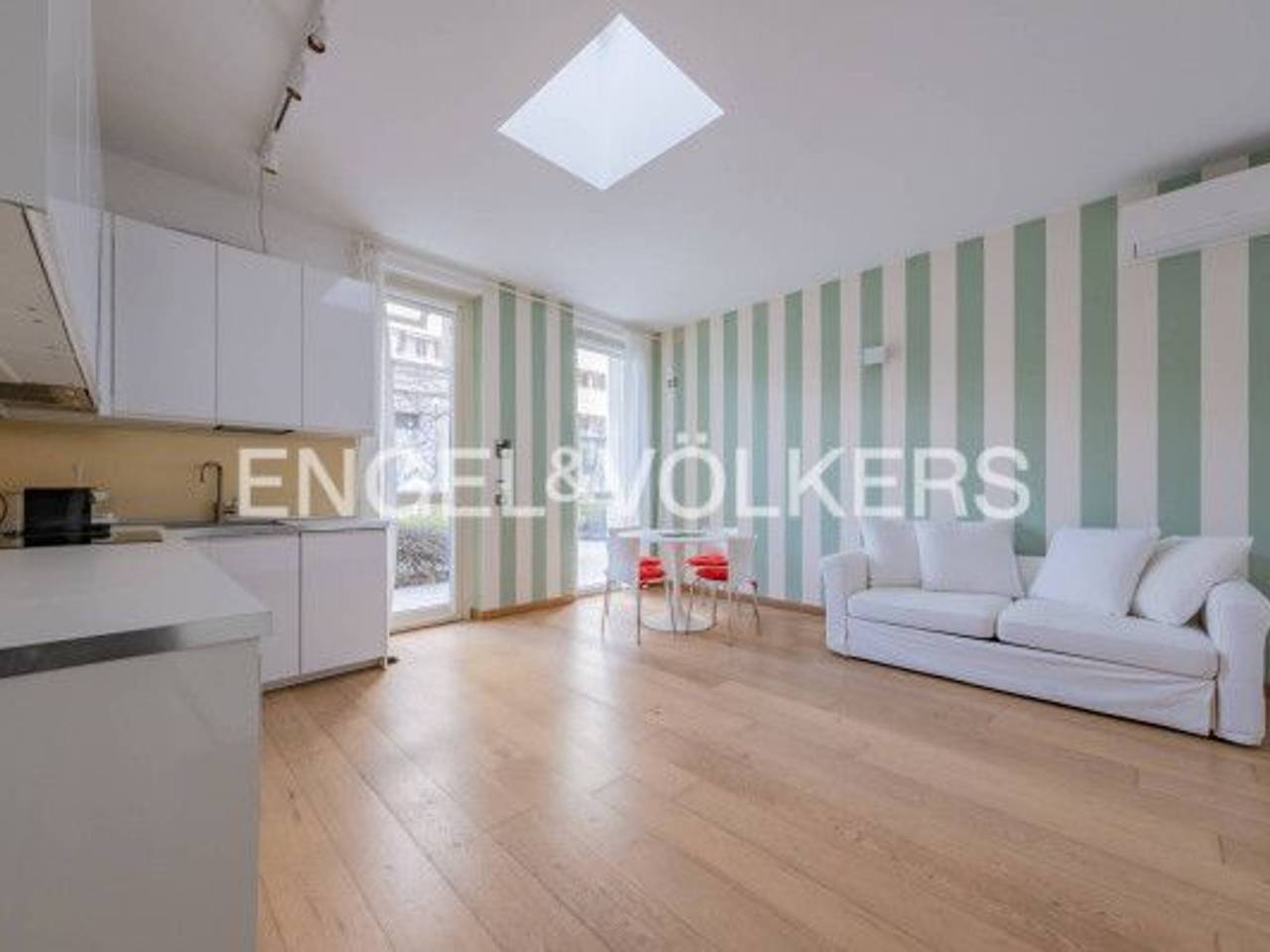 appartamento in vendita a Milano in zona Isola