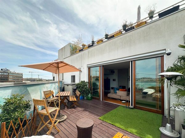 appartamento in vendita a Milano in zona Ortica