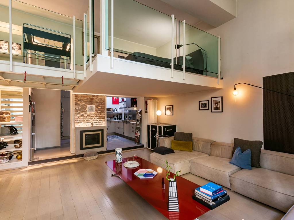 appartamento in vendita a Milano in zona Isola