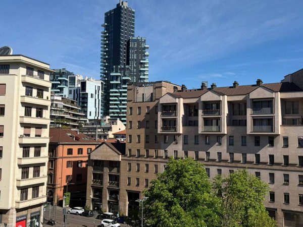 appartamento in vendita a Milano in zona Porta Garibaldi