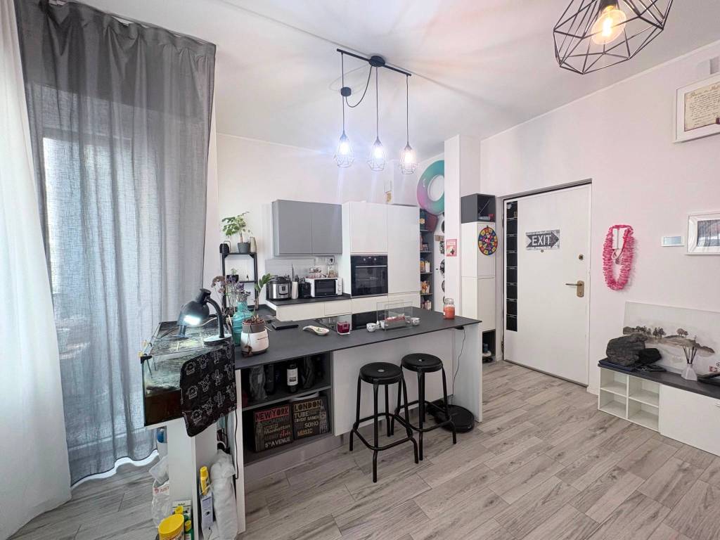 appartamento in vendita a Milano in zona Lambrate