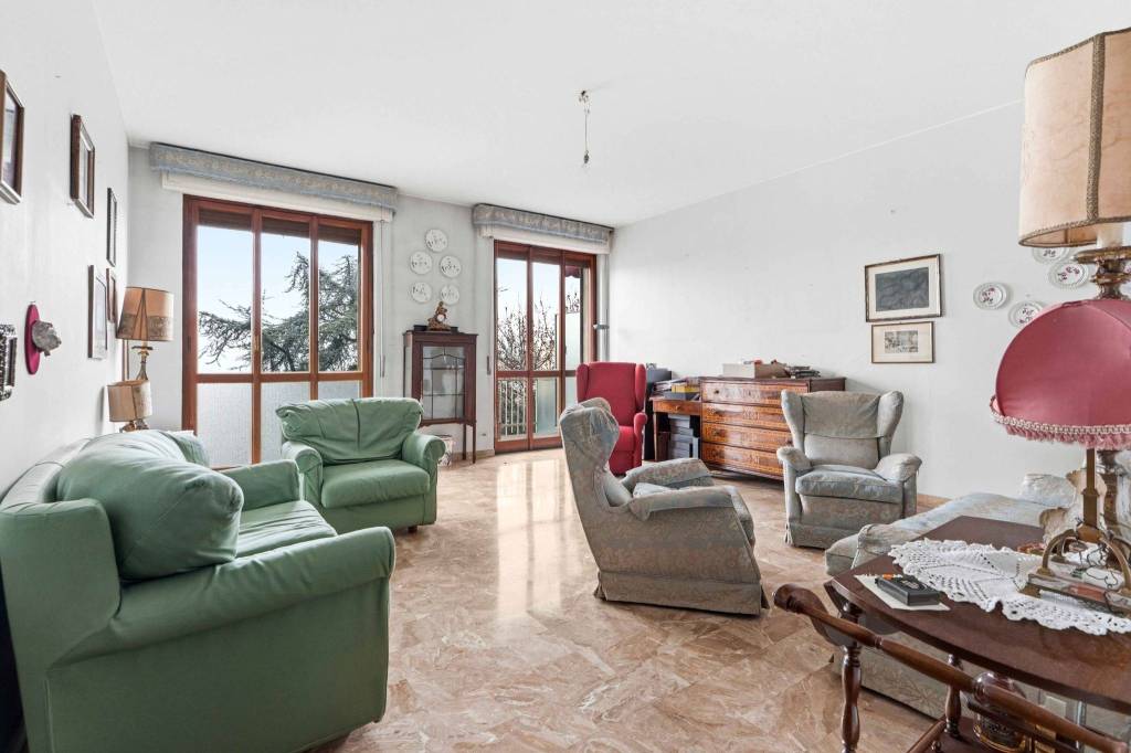 appartamento in vendita a Milano in zona Vigentino