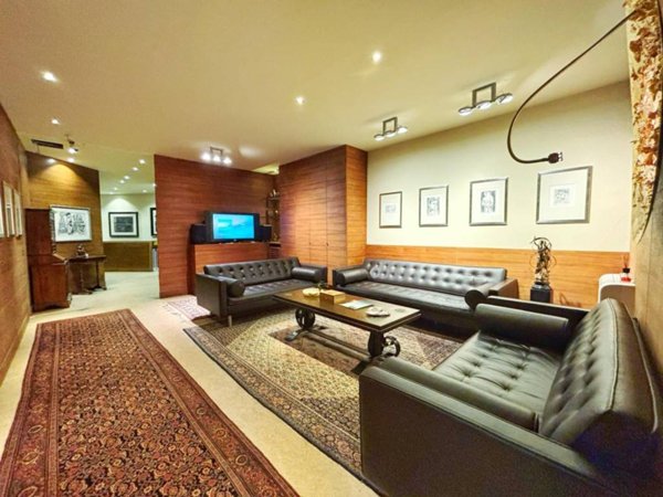 ufficio in vendita a Milano