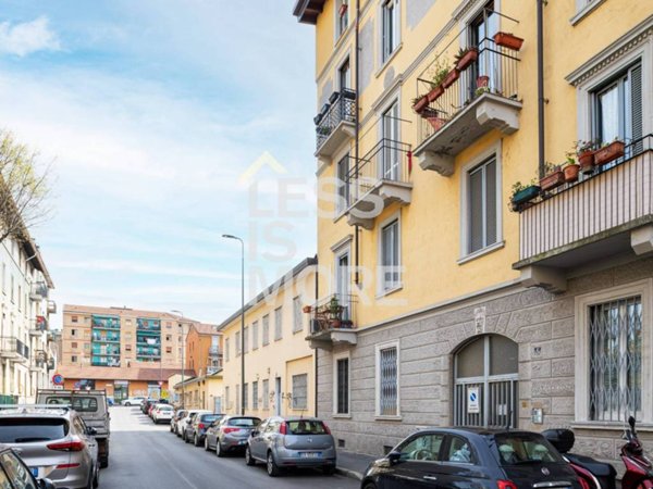 appartamento in vendita a Milano in zona Gorla