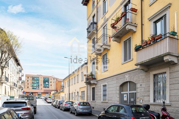 appartamento in vendita a Milano in zona Gorla