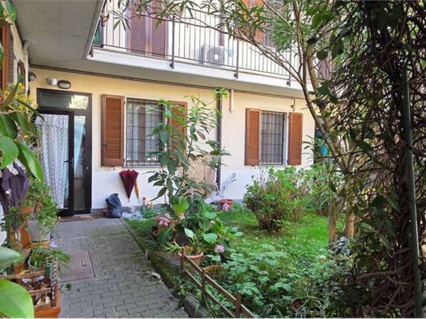 appartamento in vendita a Milano in zona Ponte Lambro