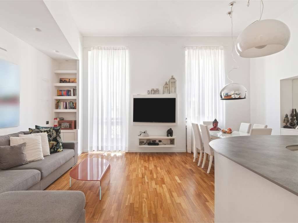 appartamento in vendita a Milano in zona Centro Direzionale