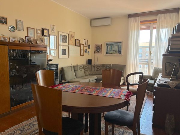 appartamento in vendita a Milano in zona Piazzale Lodi