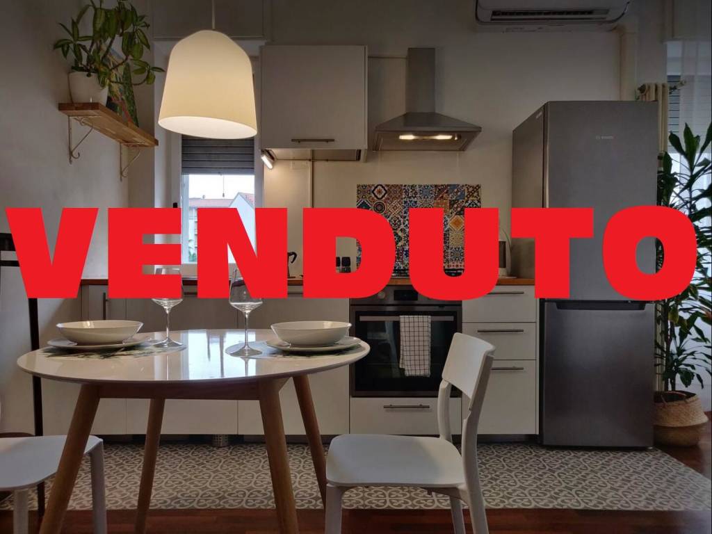 appartamento in vendita a Milano in zona Trenno