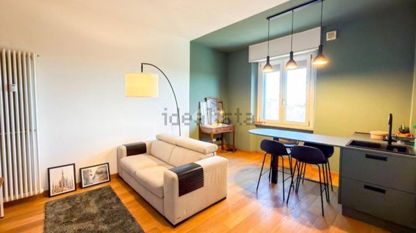appartamento in vendita a Milano in zona Porta Vittoria