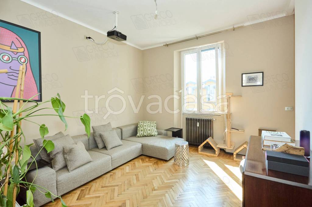 appartamento in vendita a Milano in zona Greco