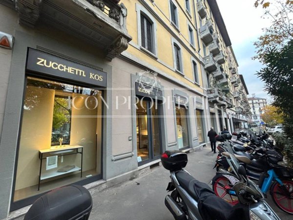 negozio in vendita a Milano in zona Porta Romana