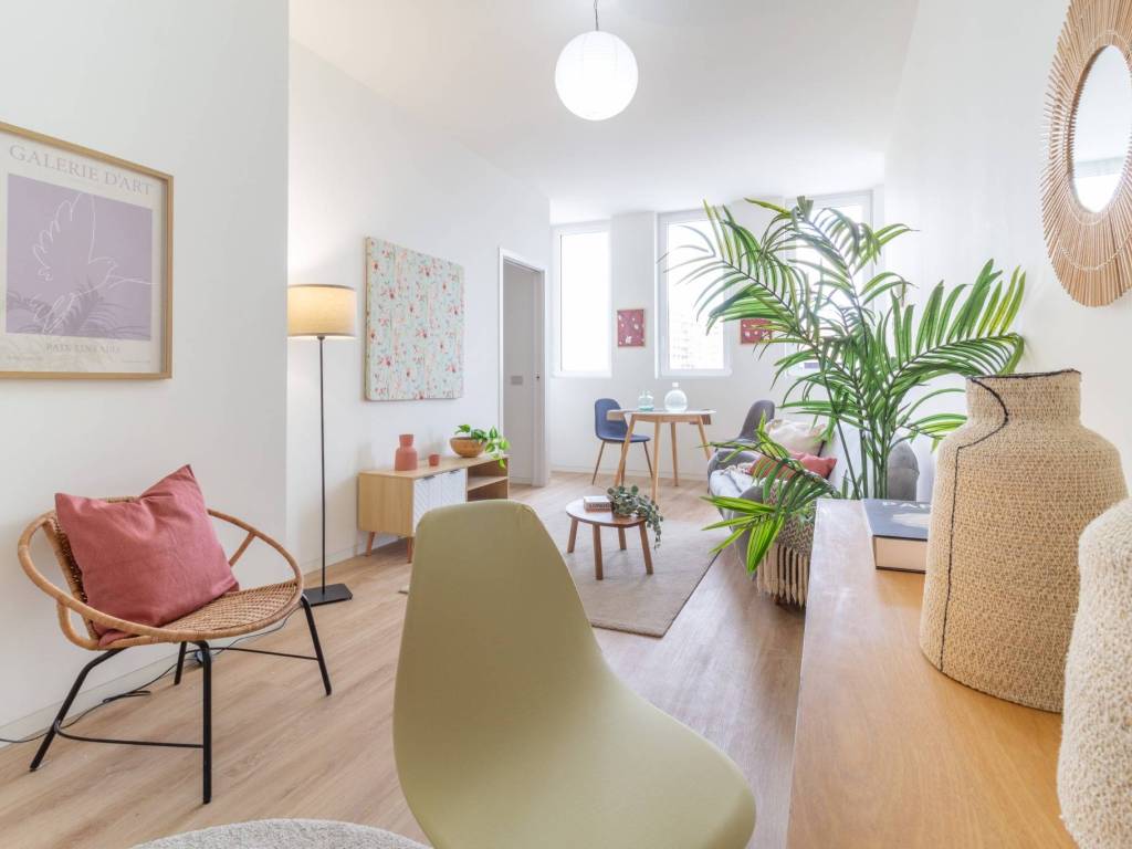 appartamento in vendita a Milano in zona Vigentino