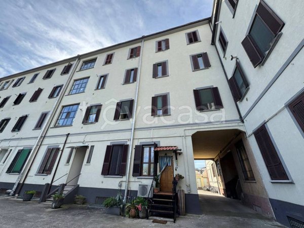 appartamento in vendita a Milano in zona Rogoredo