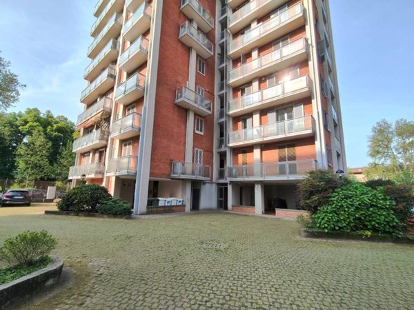 appartamento in vendita a Milano in zona Chiesa Rossa