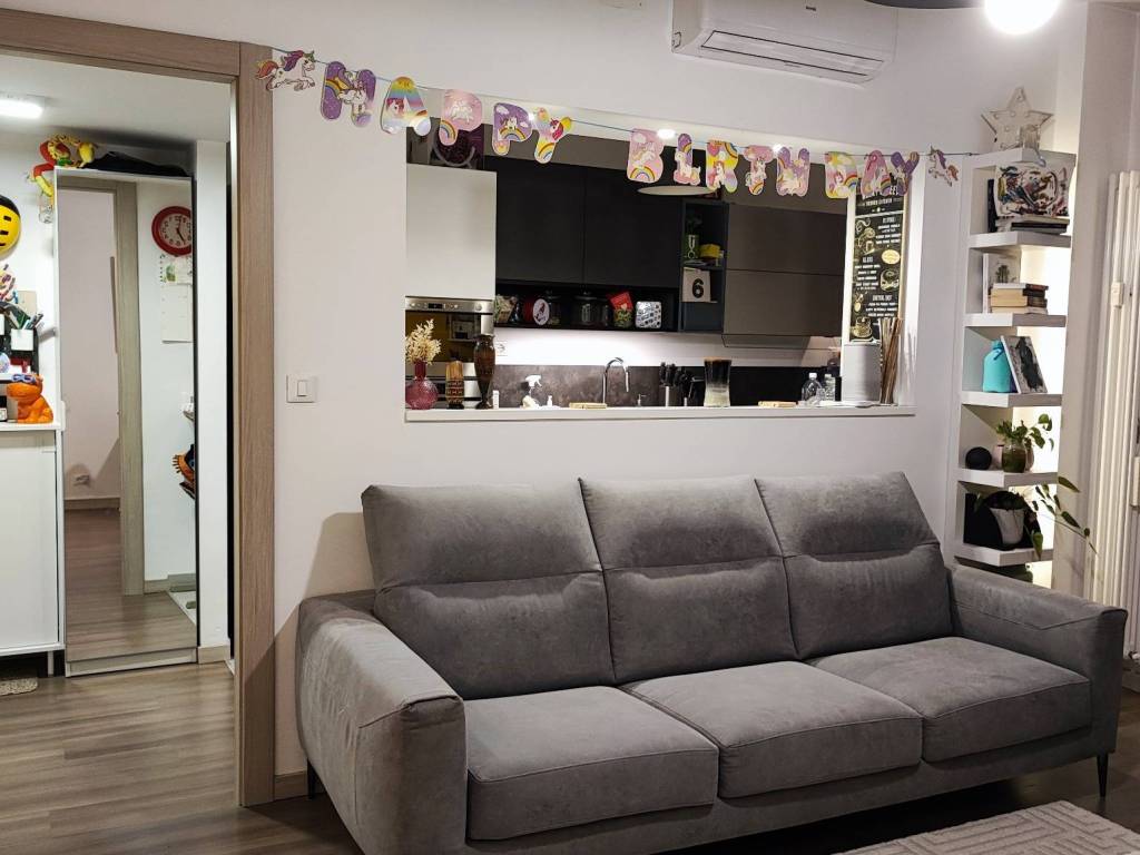 appartamento in vendita a Milano in zona Rogoredo